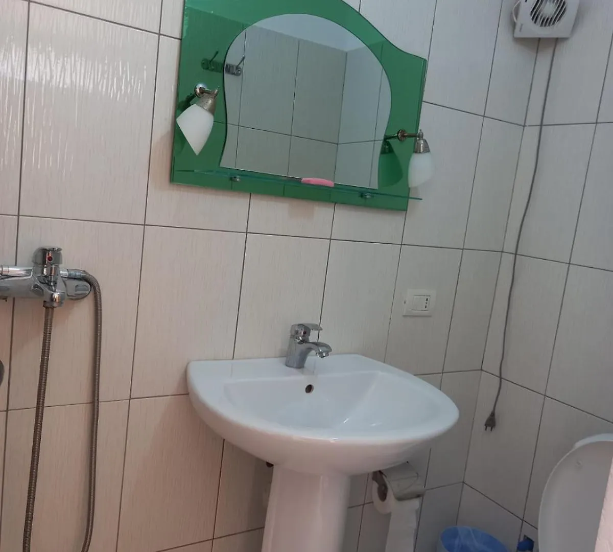Sea View Apartments Vlorë 0*,  알바니아